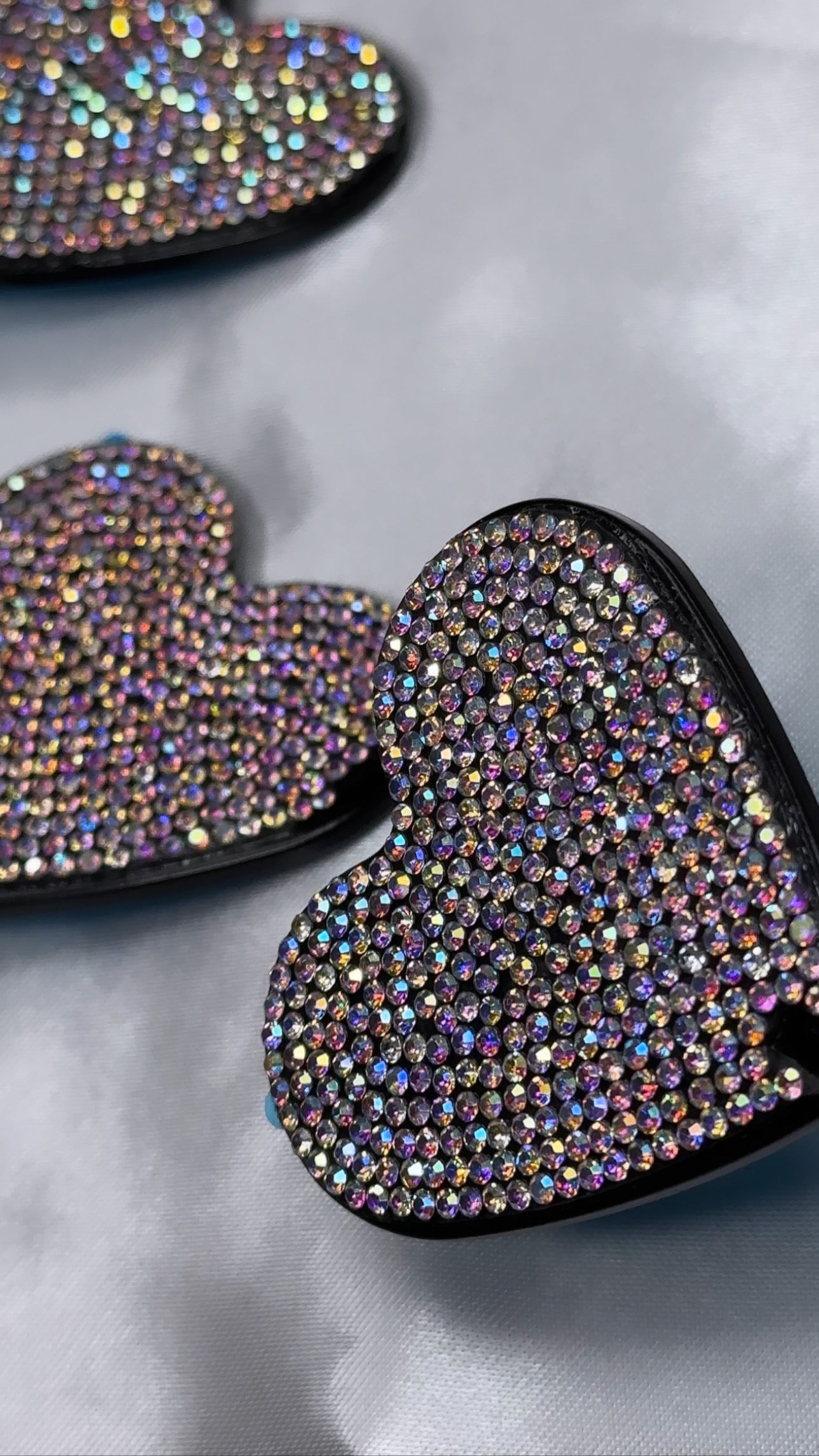 RHINESTONE HEART SHAPED HAND MIRROR